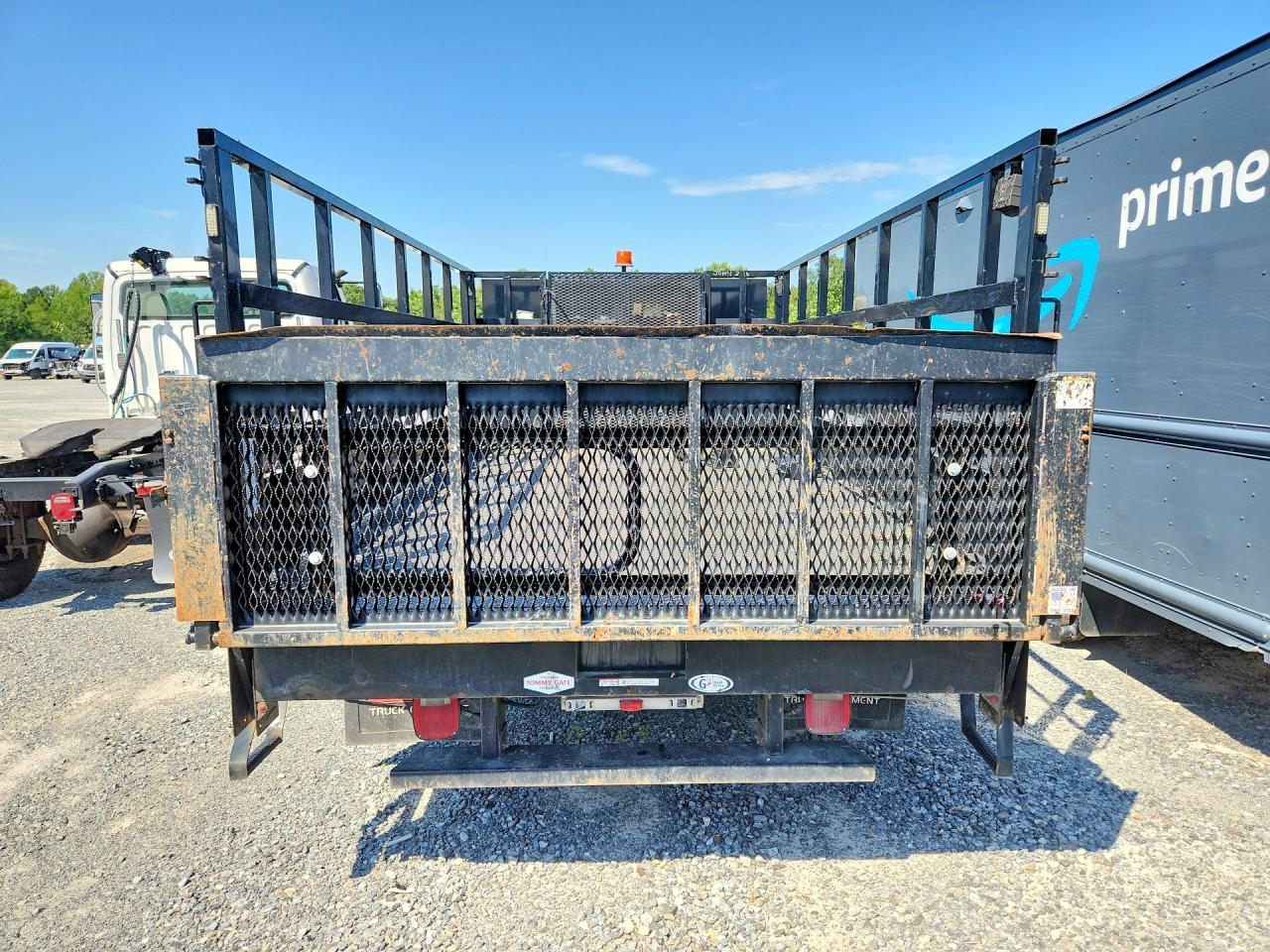 2017 Ford F550 Super Duty - Image 6