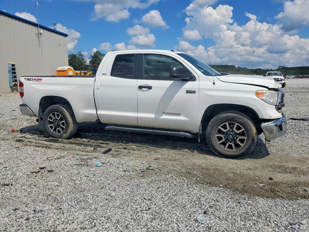 2015 Toyota Tundra Sr5 - Фото 4