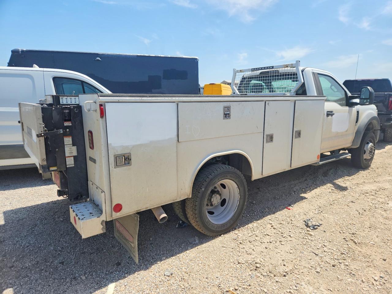 2021 Ford F450 Super Duty - Image 3