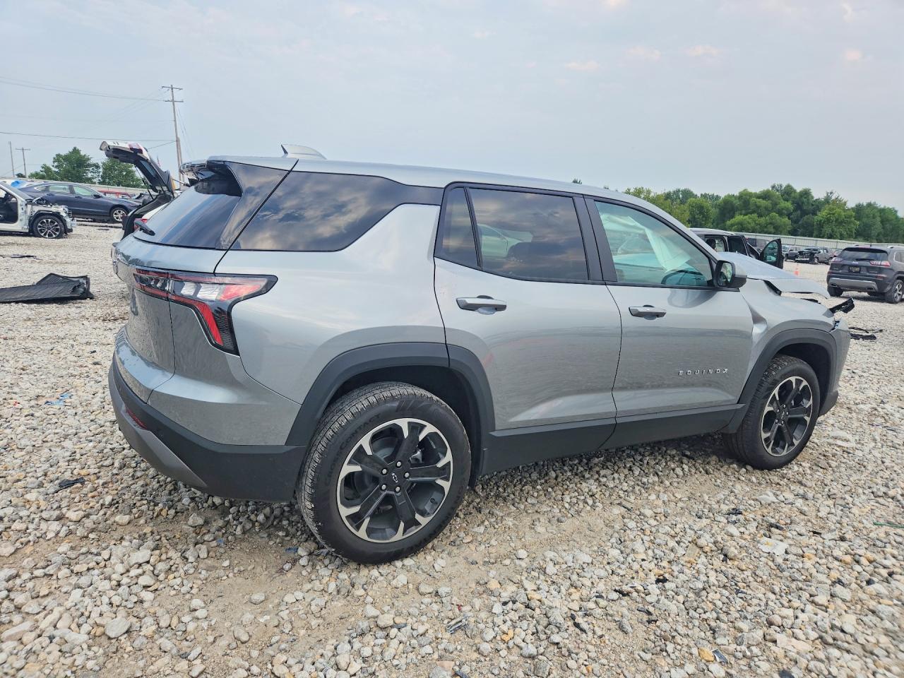 2026 Chevrolet Equinox Lt - Фото 3