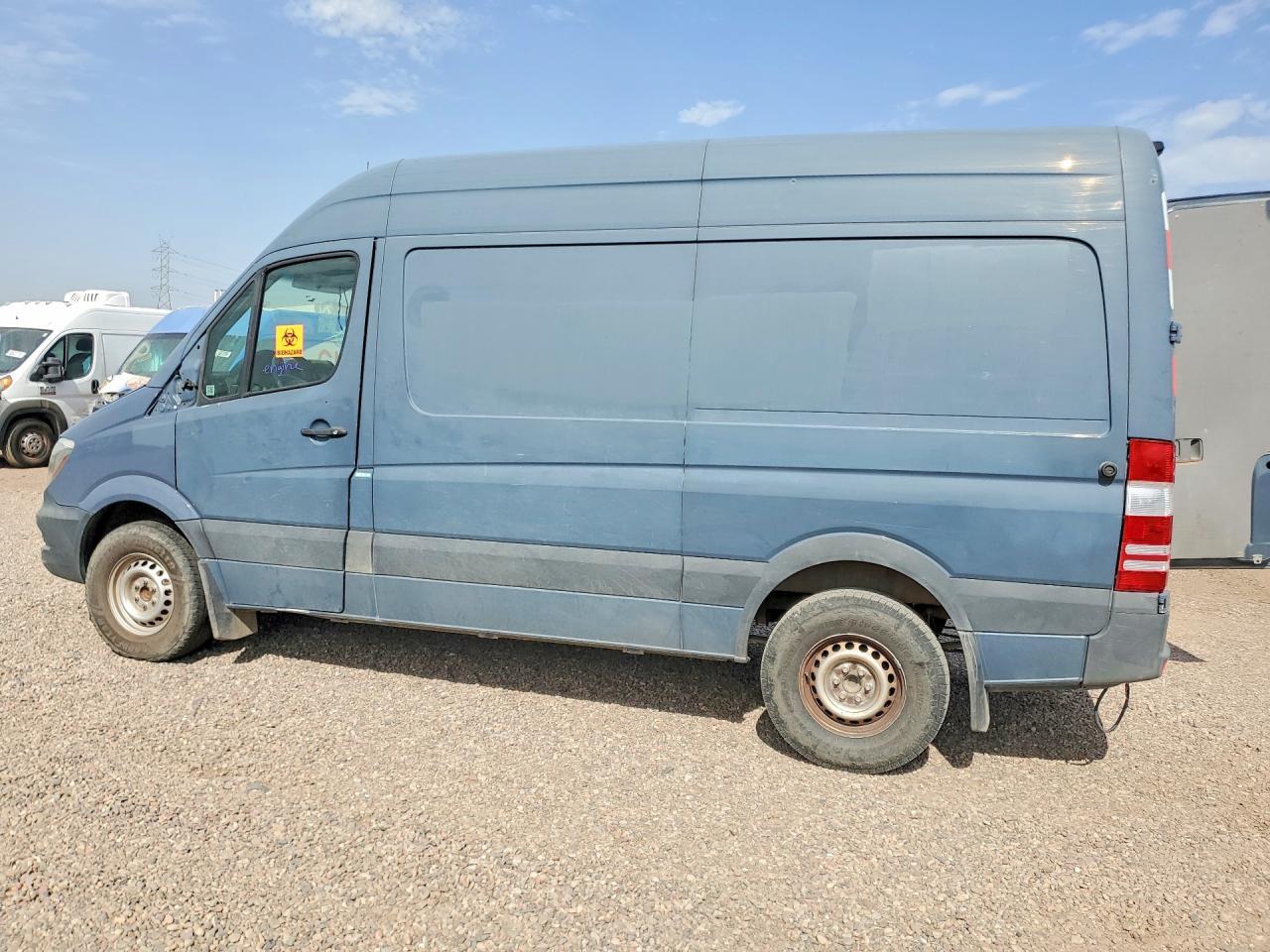 2018 Mercedes-Benz Sprinter 2500 Delivery Van - Фото 2