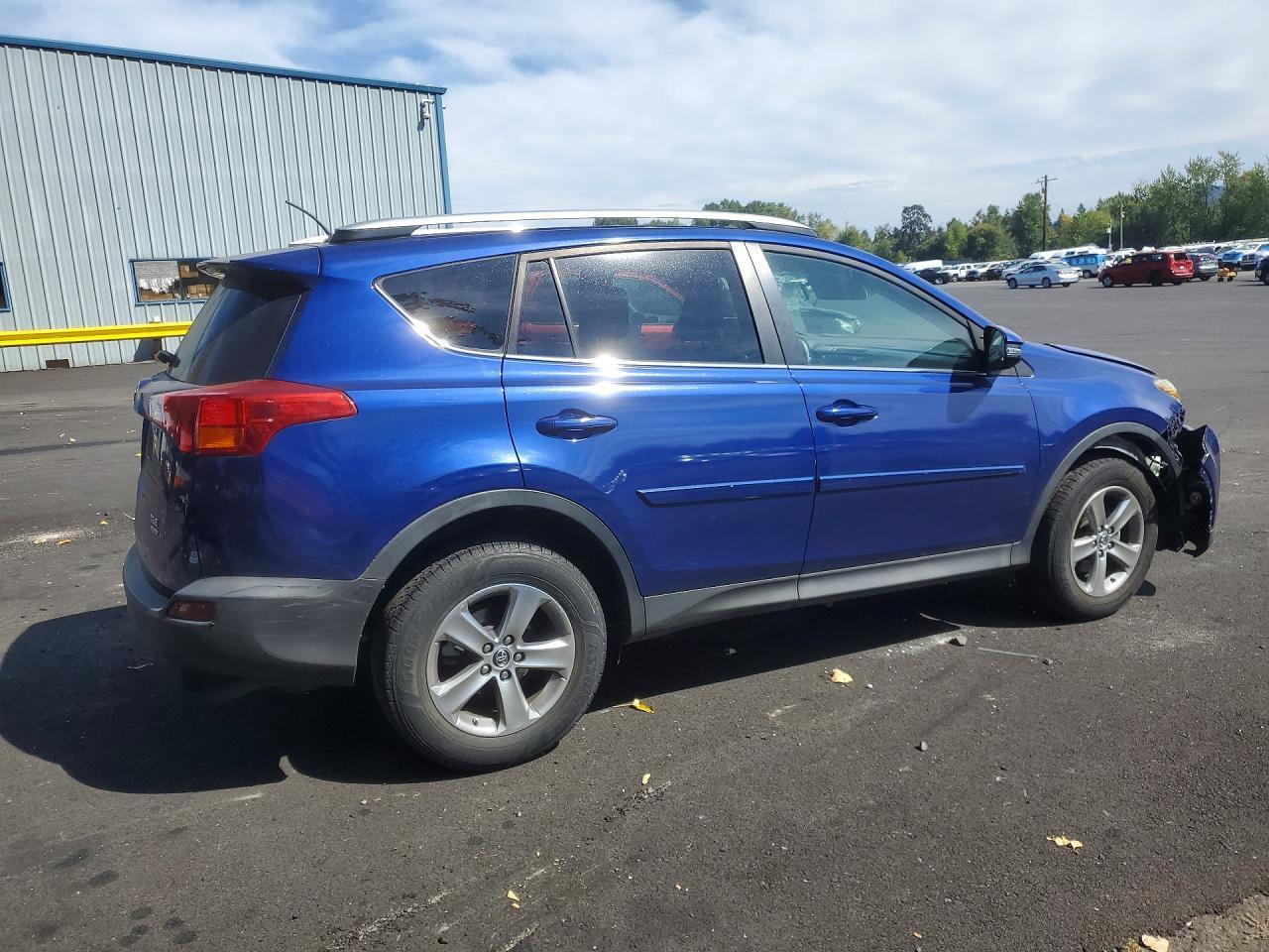 2015 Toyota Rav4 Xle - Image 3