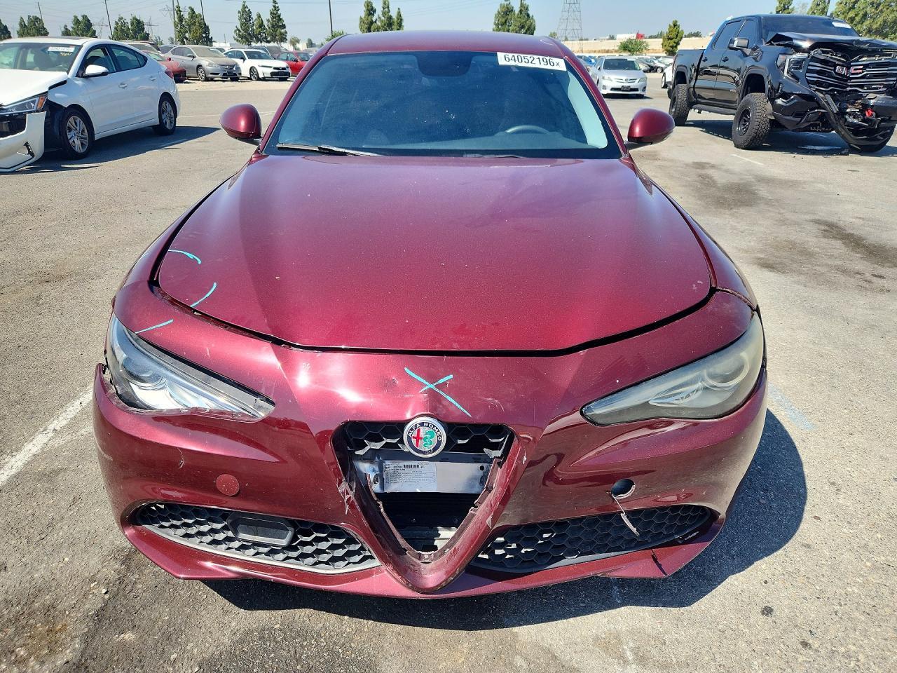 2017 Alfa Romeo Giulia - Image 5