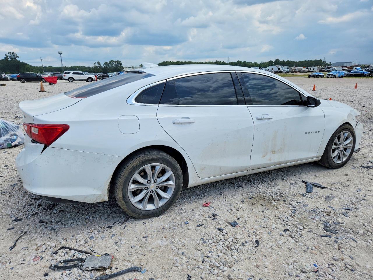 2024 Chevrolet Malibu Lt - Фото 3