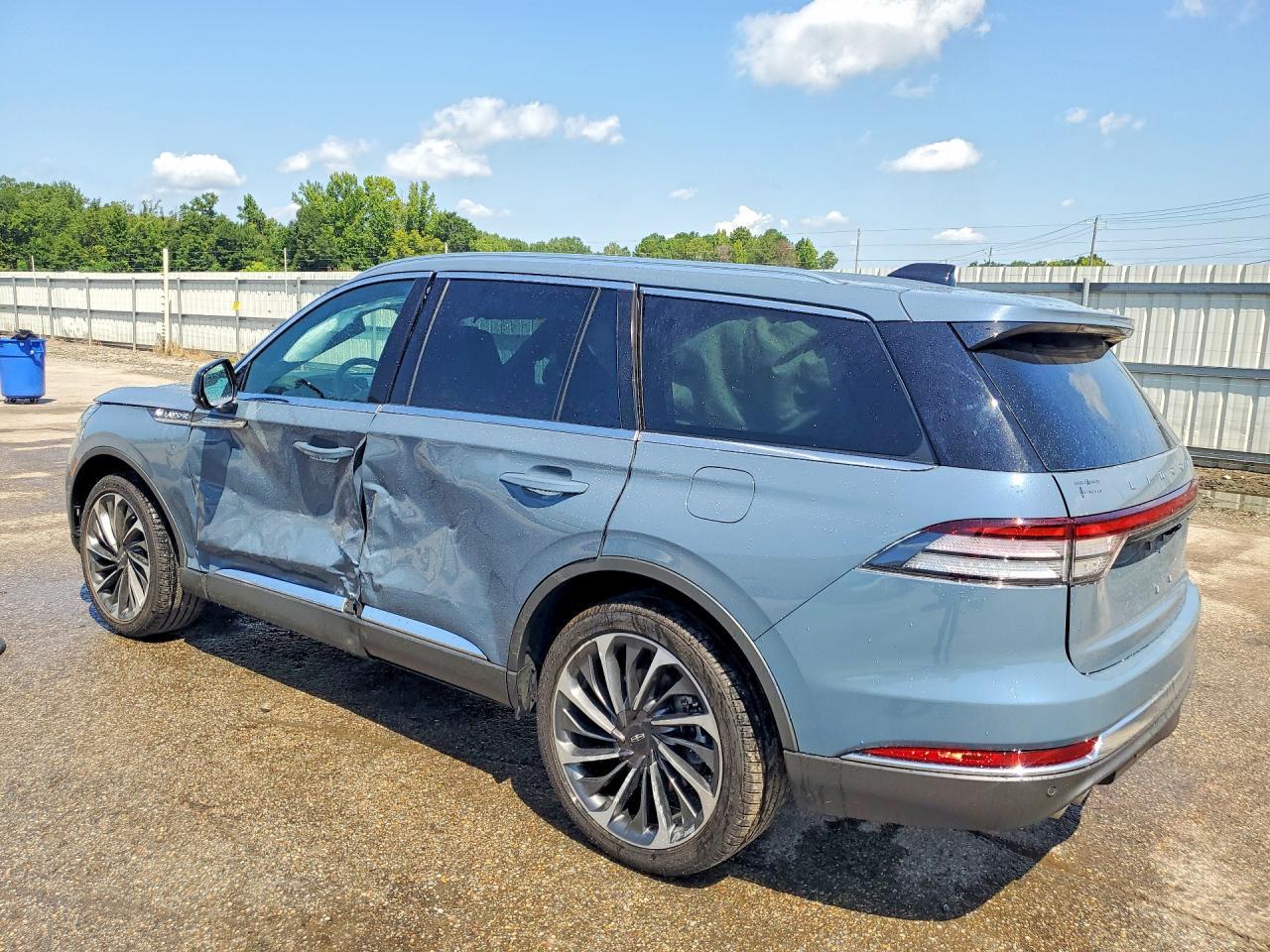 2026 Lincoln Aviator Reserve - Фото 2