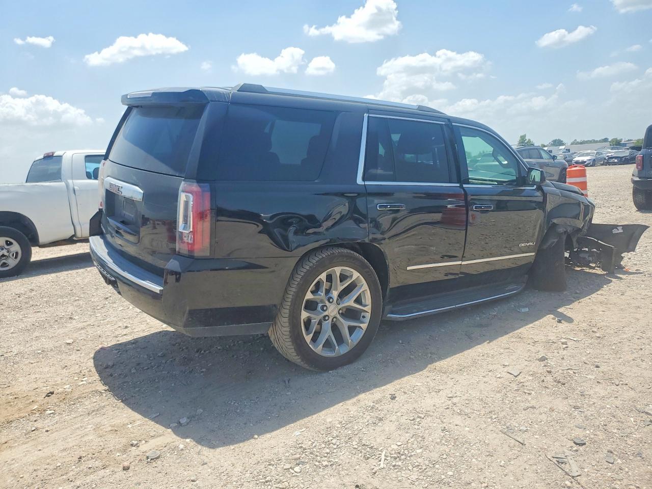 2020 GMC Yukon Denali - Image 3