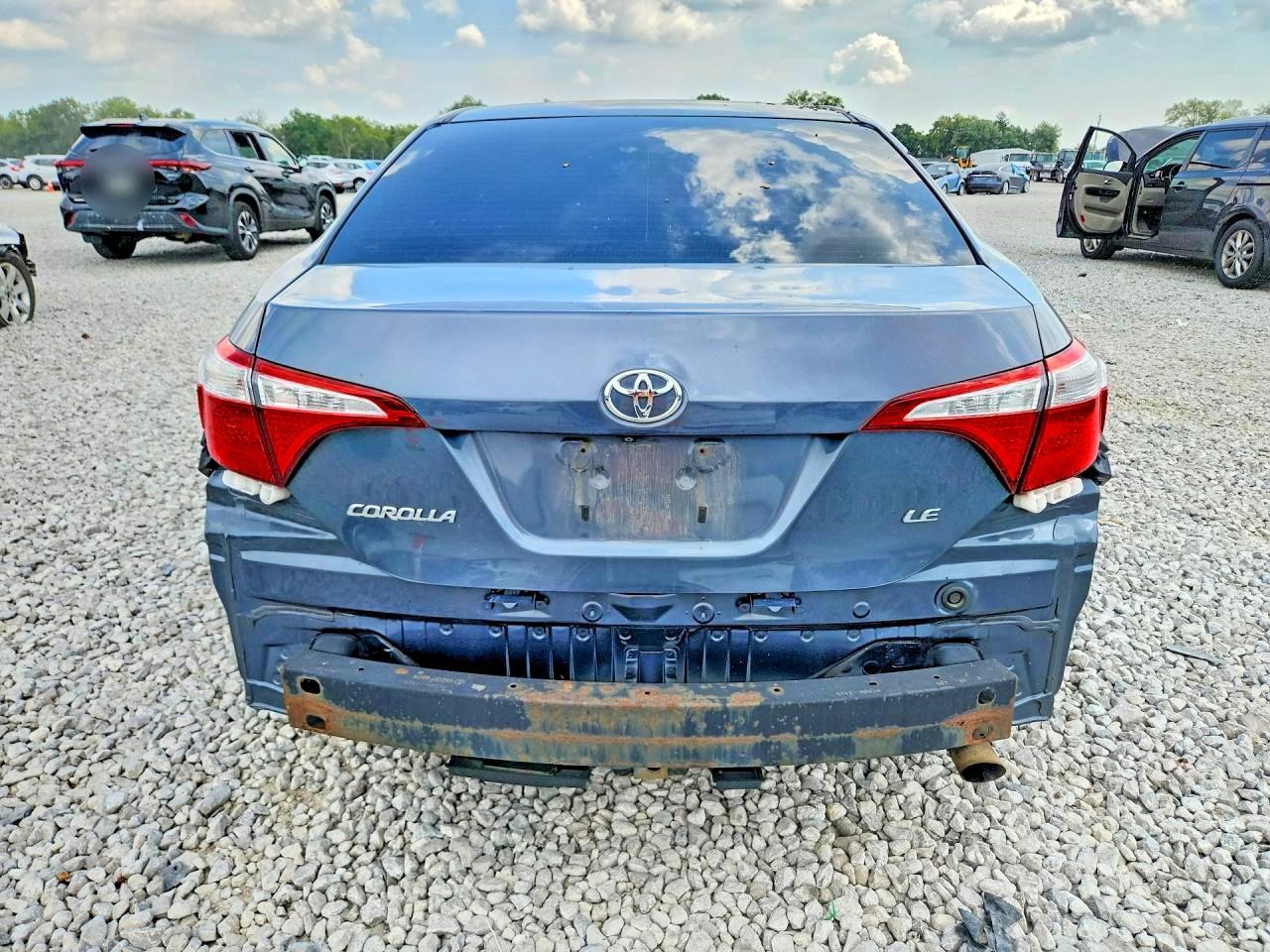 2016 Toyota Corolla Le - Image 6