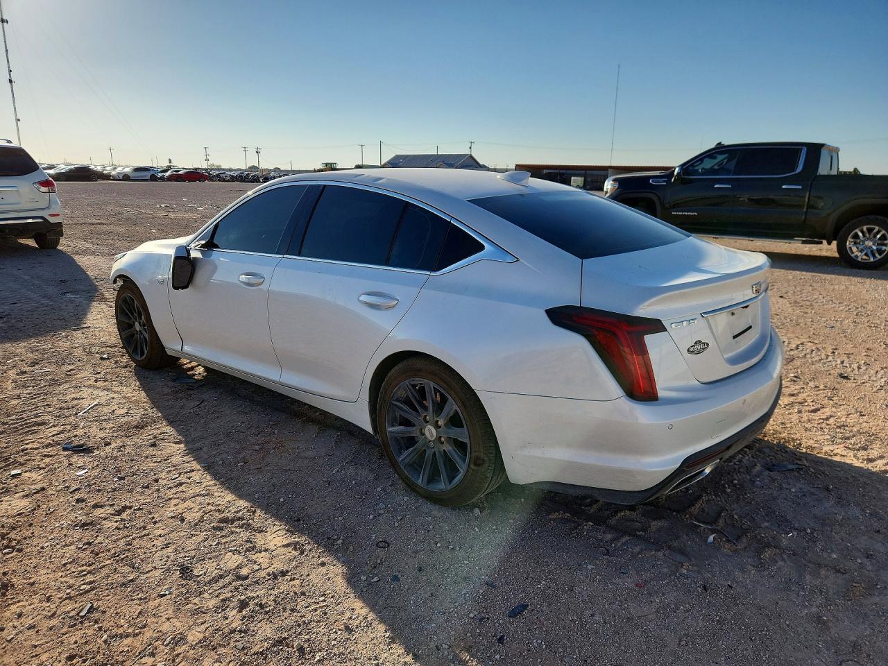 2023 Cadillac Ct5 Luxury - Фото 2
