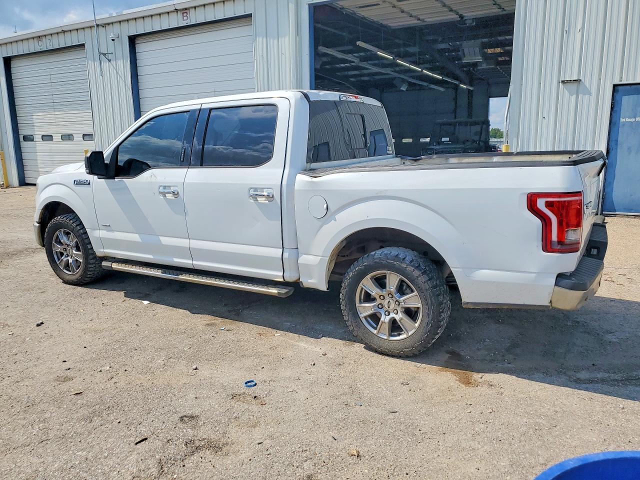 2015 Ford F150 Supercrew - Image 2