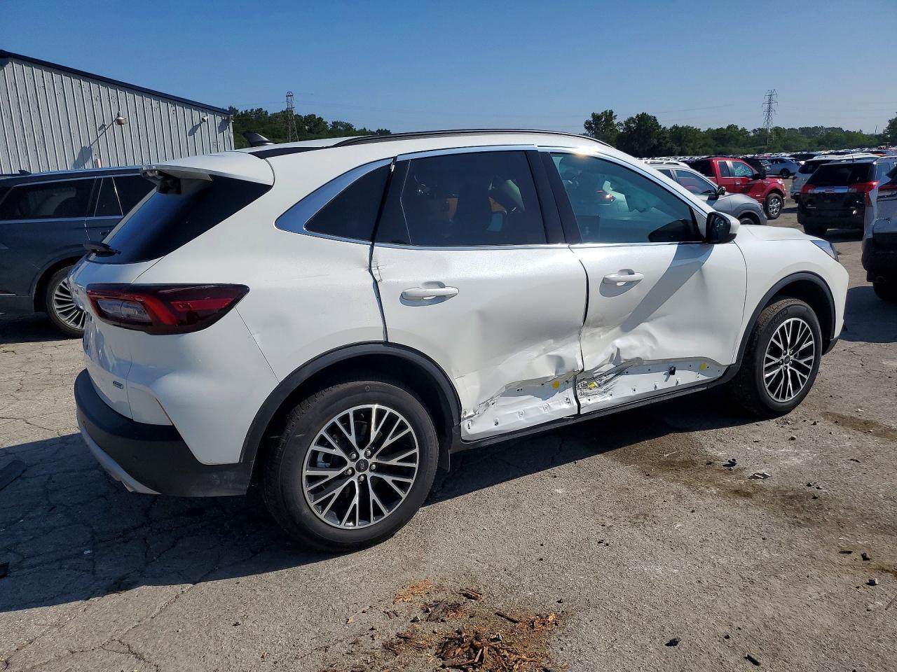 2026 Ford Escape - Фото 3