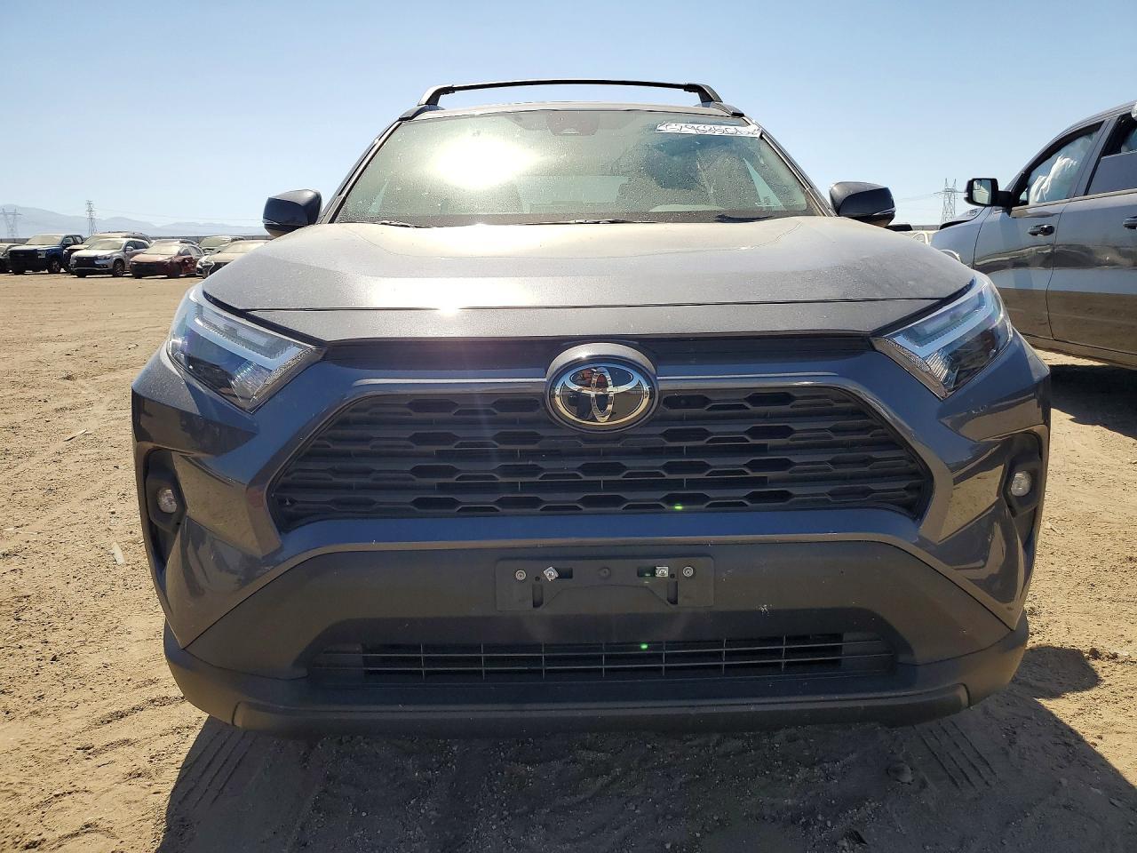 2025 Toyota Rav4 Xle Premium - Image 5