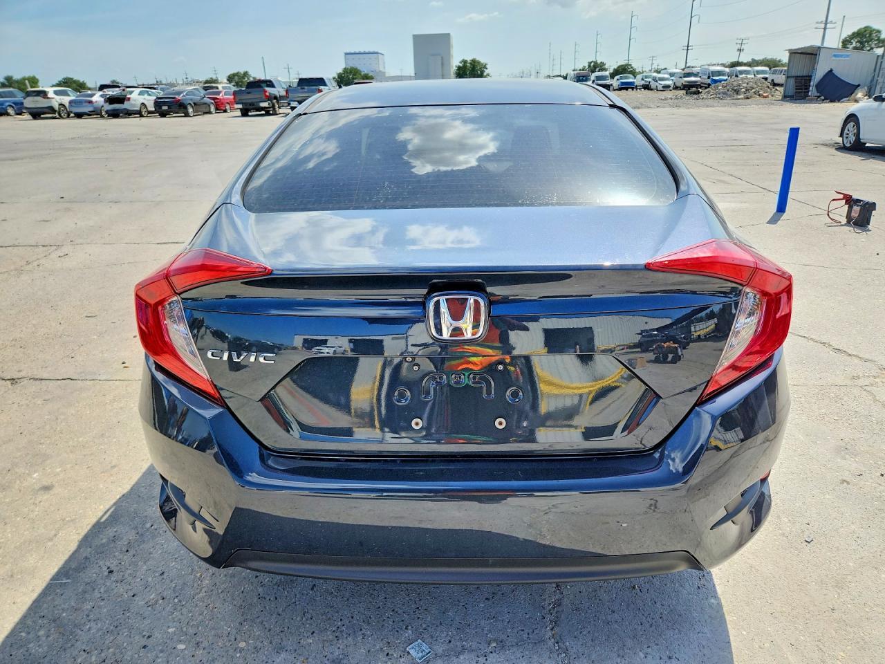 2017 Honda Civic Lx - Фото 6