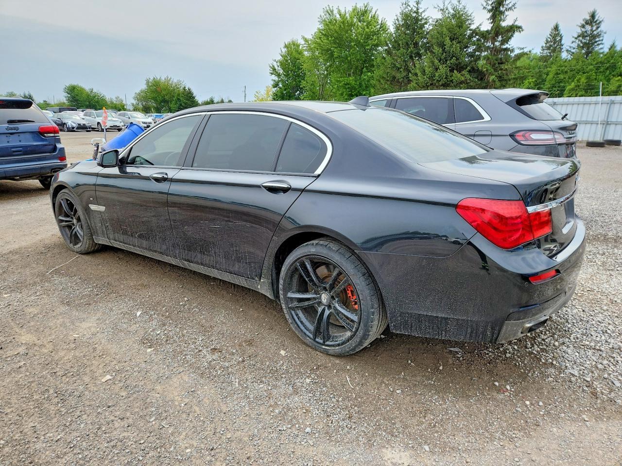 2011 BMW 750 Lxi - Фото 2