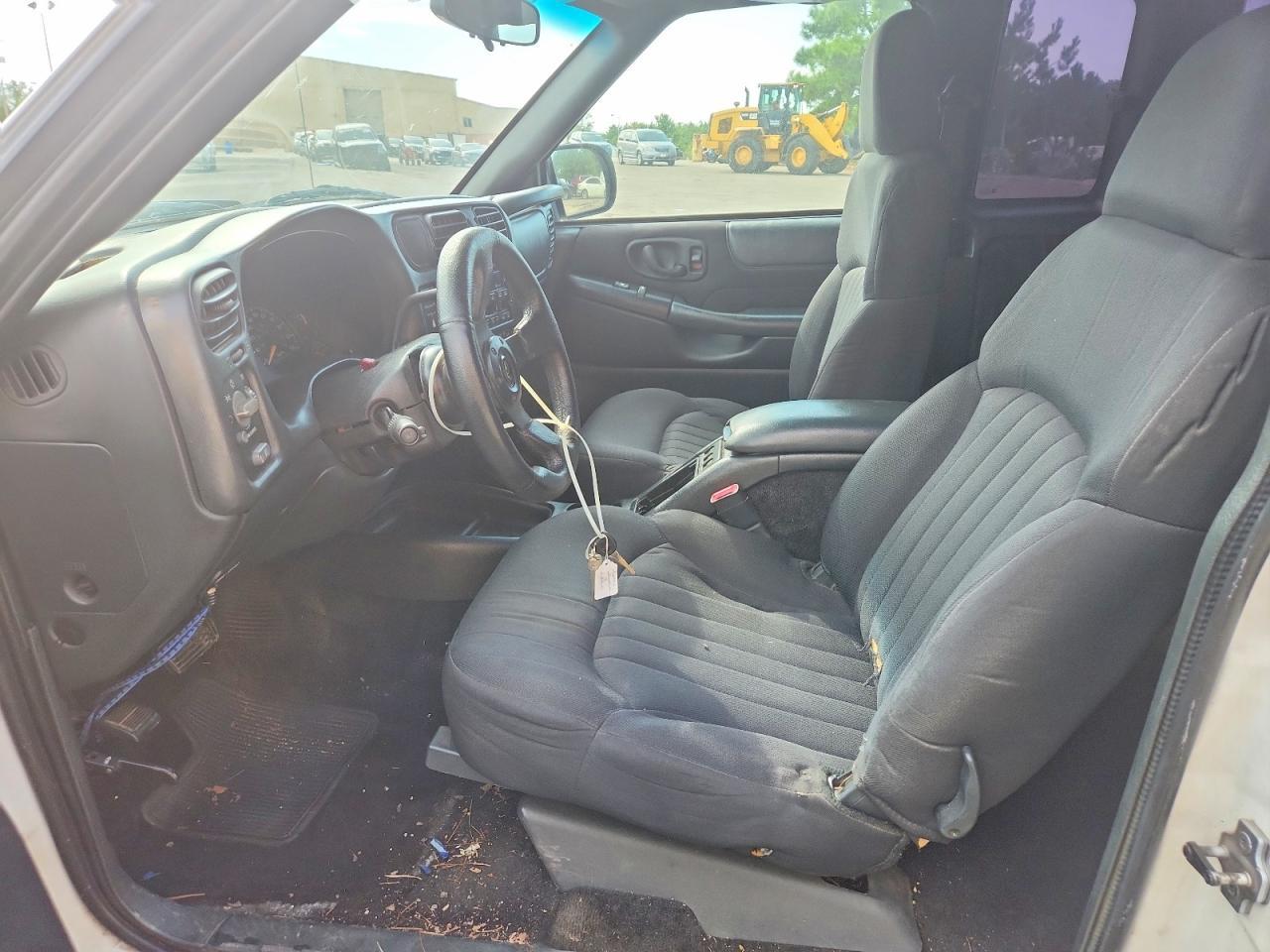 2003 Chevrolet S Truck S10 - Фото 7
