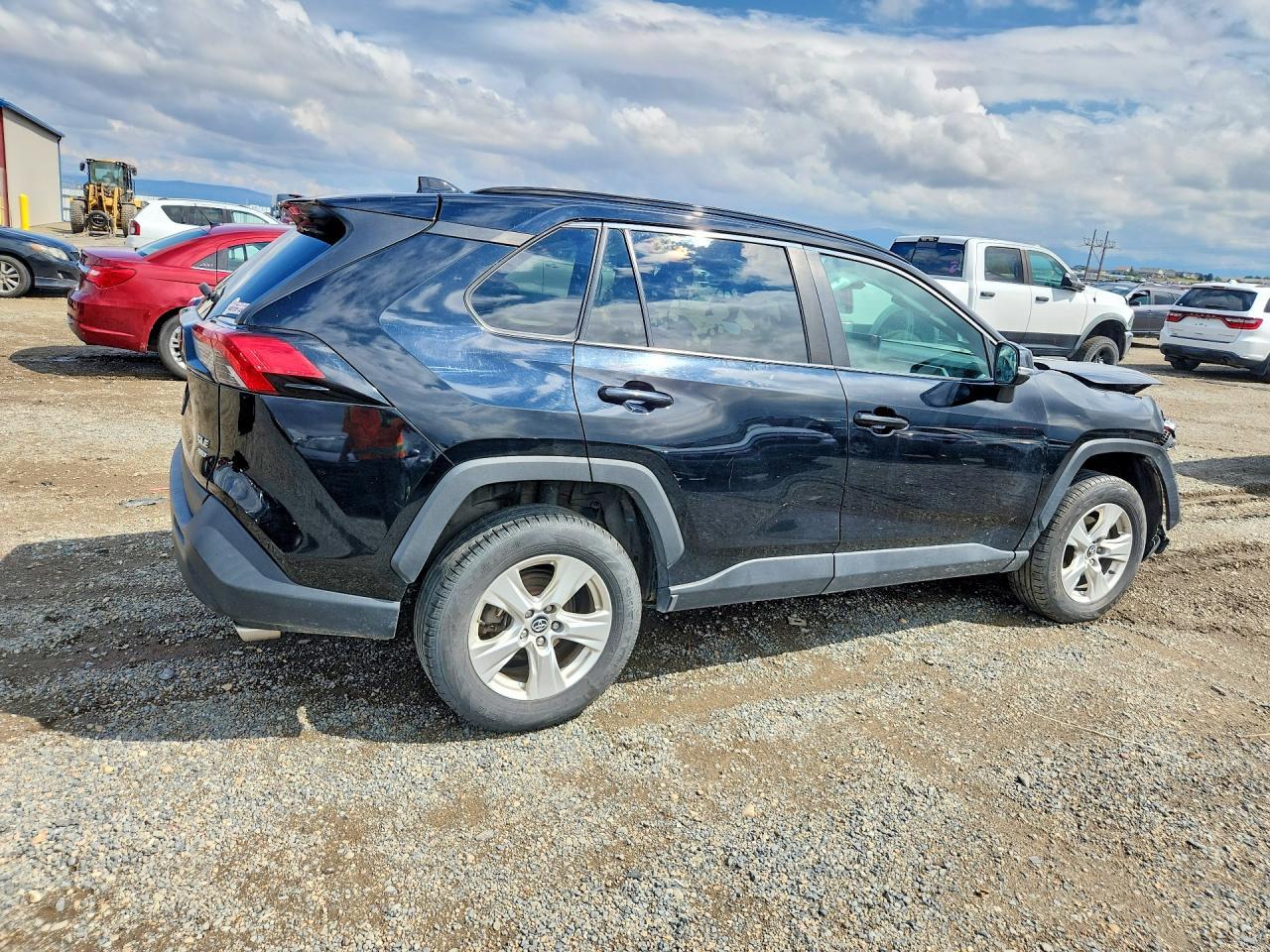 2021 Toyota Rav4 Xle - Фото 3