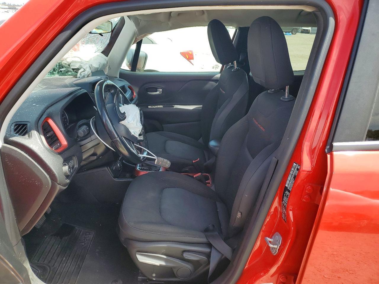2018 Jeep Renegade Trailhawk - Image 7