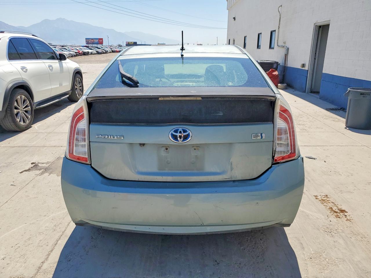 2013 Toyota Prius Two - Image 6
