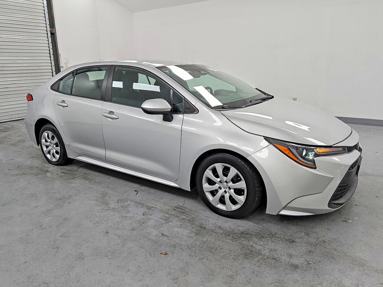 2023 Toyota Corolla Le - Image 4