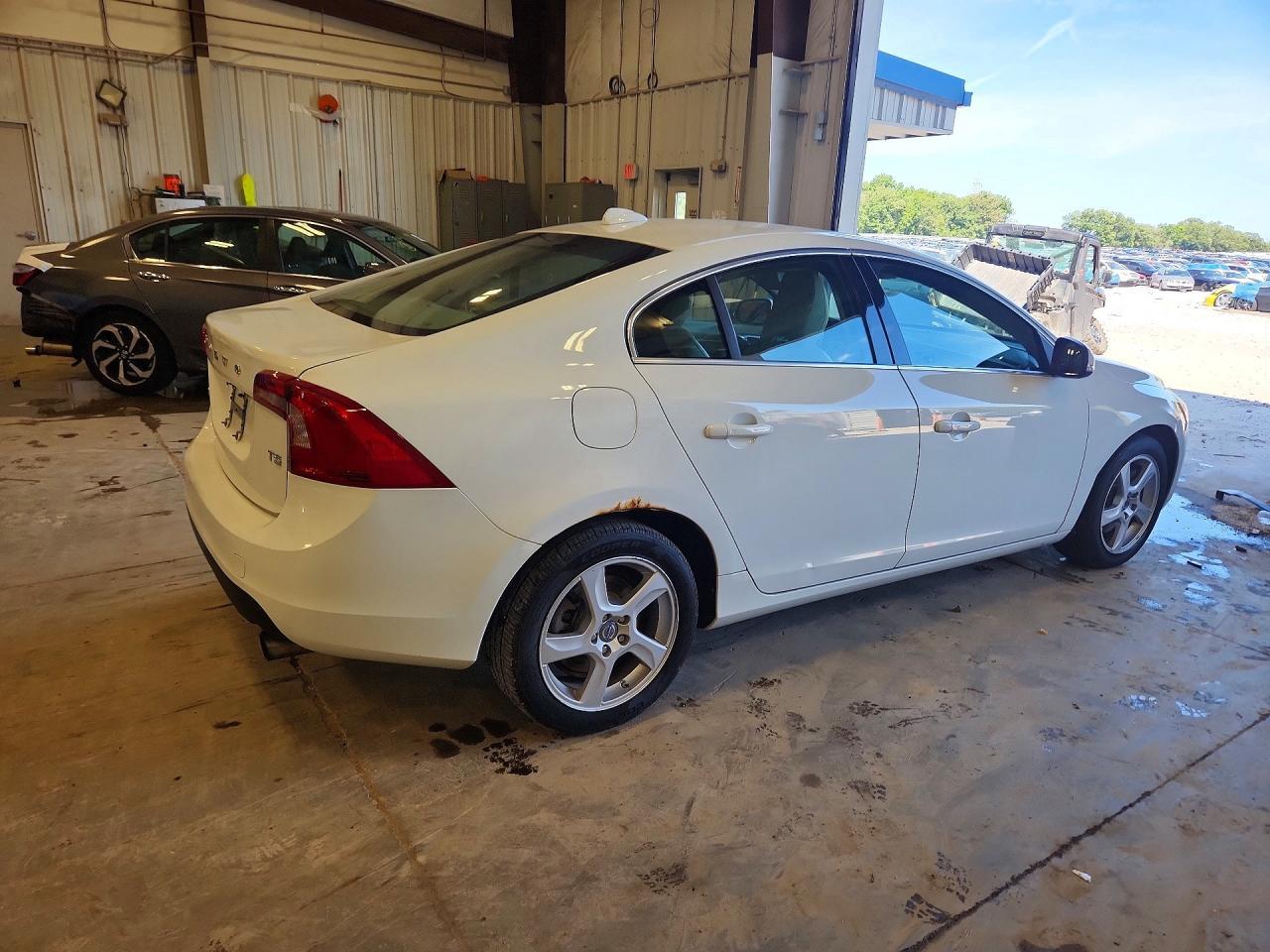 2013 Volvo S60 T5 - Фото 3