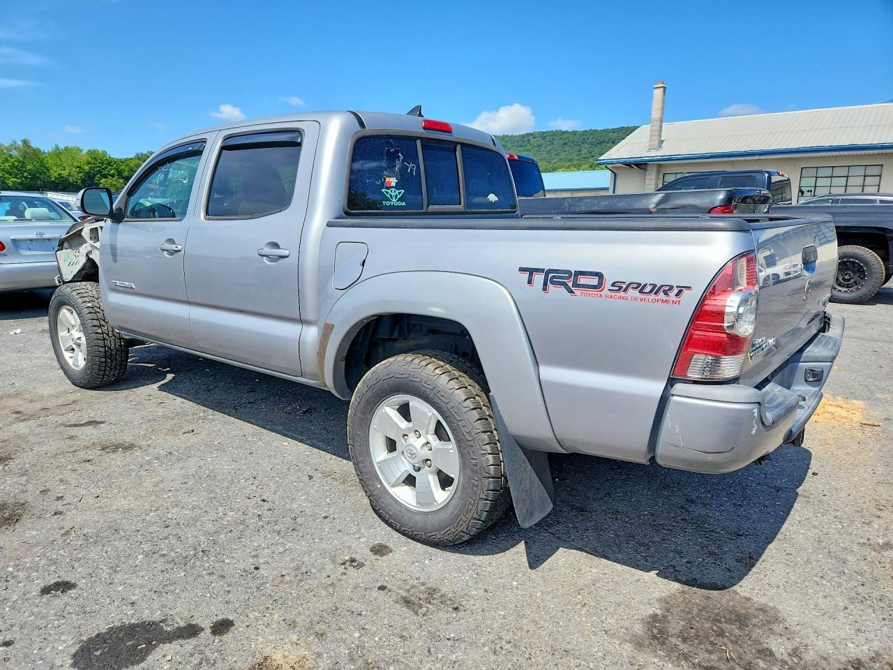 2015 Toyota Tacoma Double Cab Prerunner - Image 2