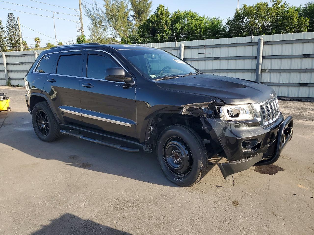 2012 Jeep Grand Cherokee Laredo - Image 4