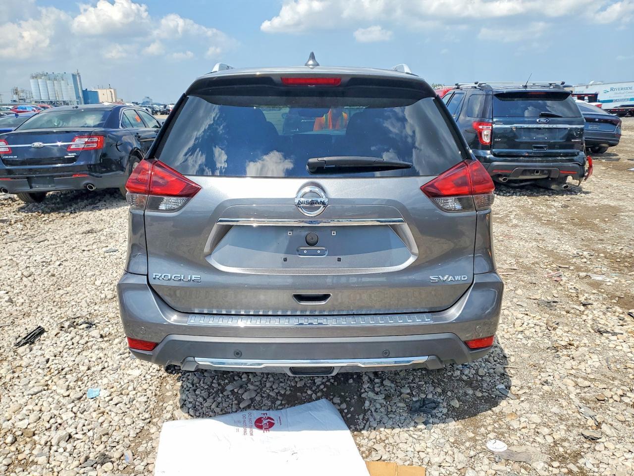 2019 Nissan Rogue Sv - Image 6