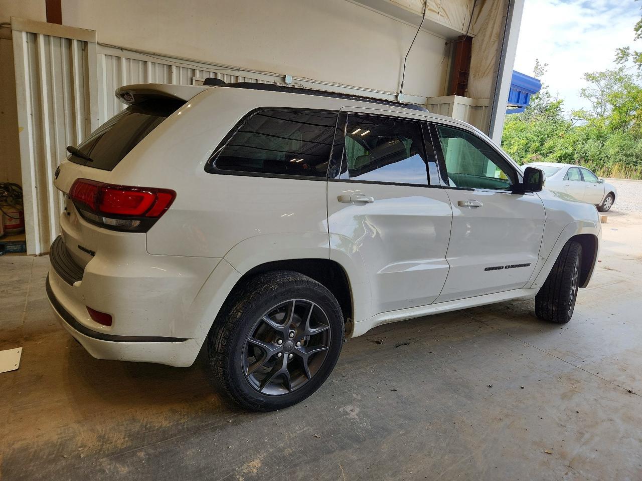 2019 Jeep Grand Cherokee Limited - Фото 3