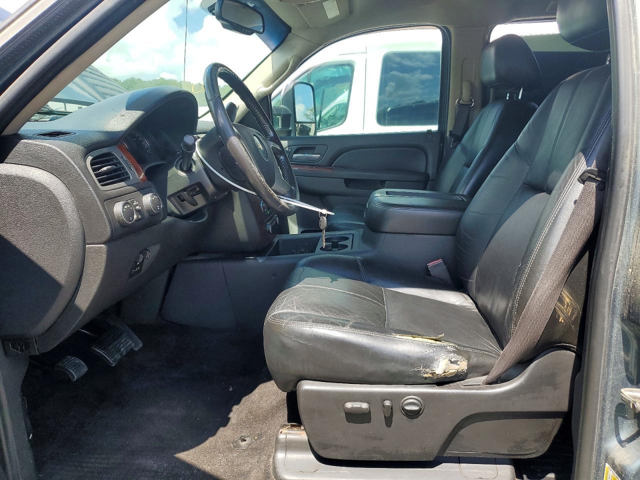2011 Chevrolet Silverado K3500 Ltz - Image 7