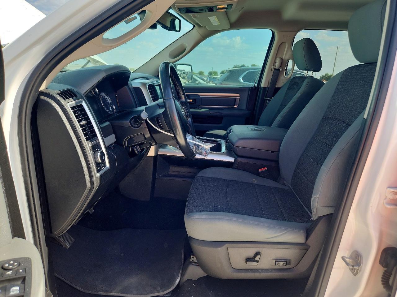 2018 Ram 1500 Slt - Image 7