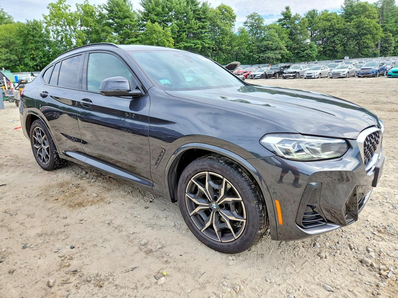 2022 BMW X4 xDrive30I - Image 4