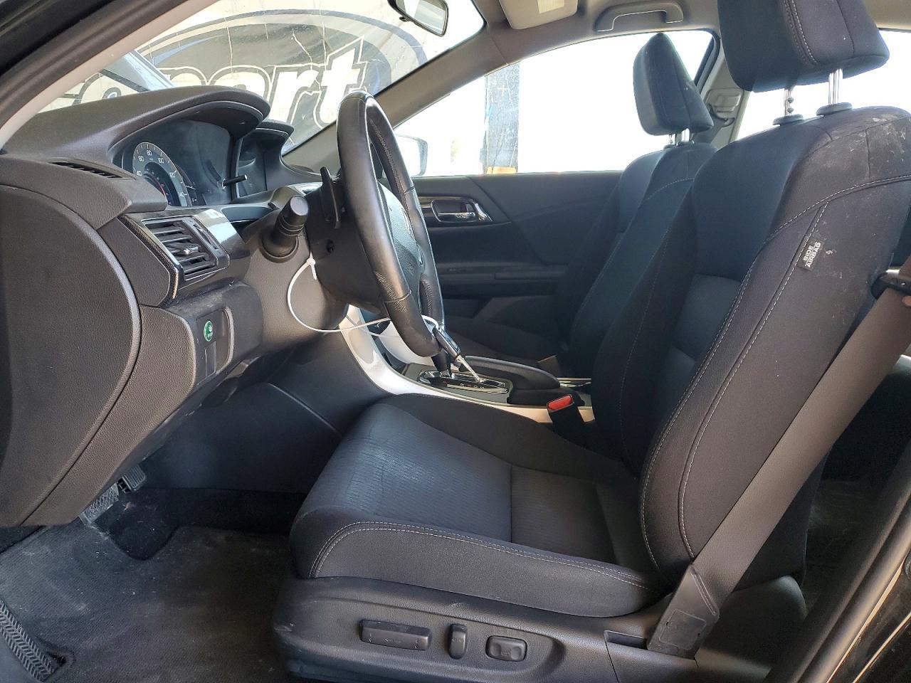 2015 Honda Accord Sport - Image 7