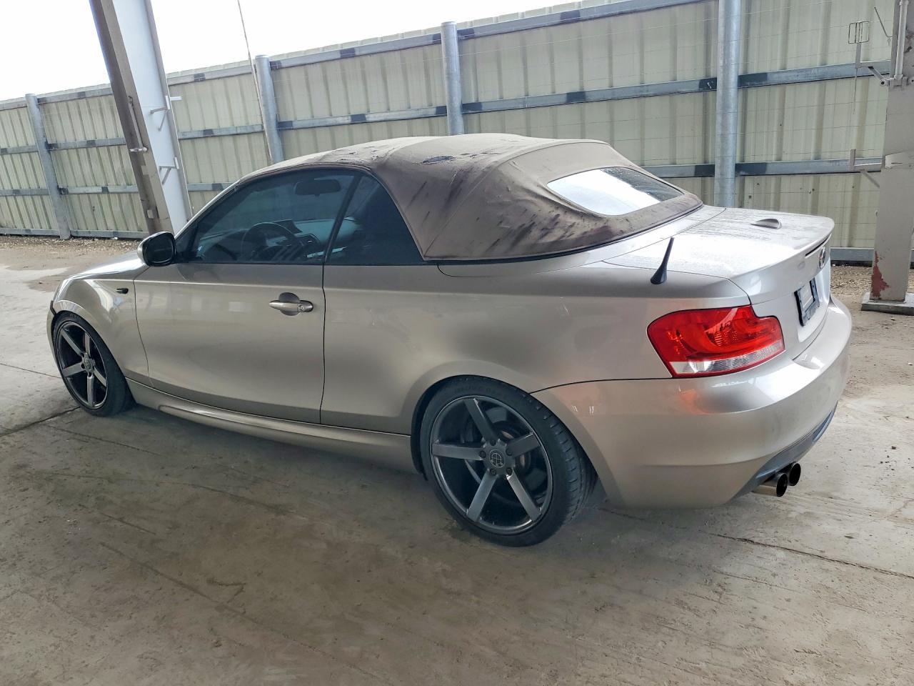 2010 BMW 135 I - Image 2