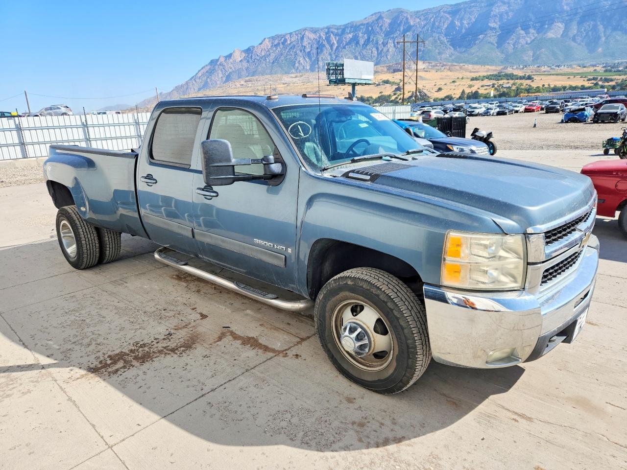 2008 Chevrolet Silverado K3500 - Image 4
