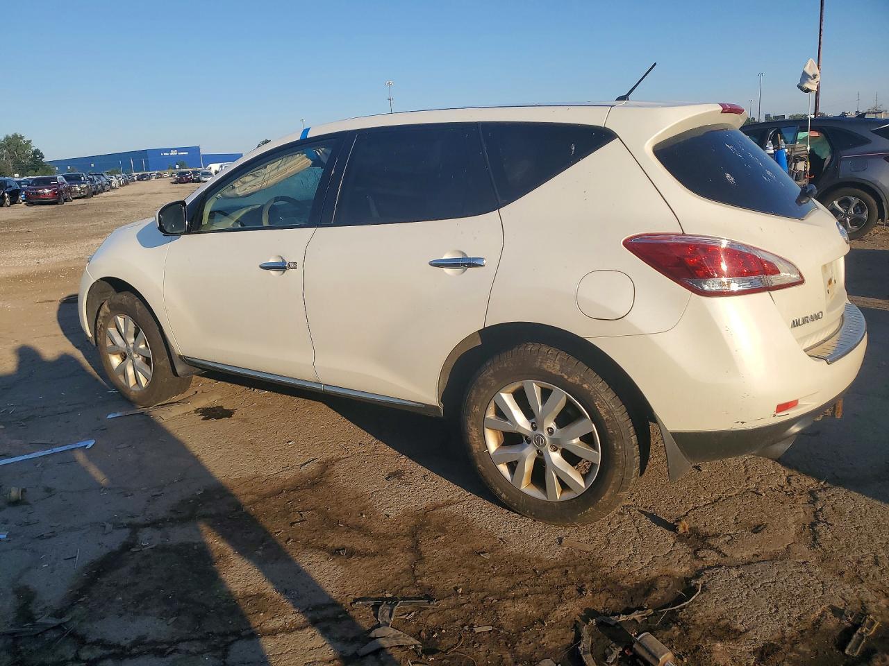 2012 Nissan Murano S - Фото 2