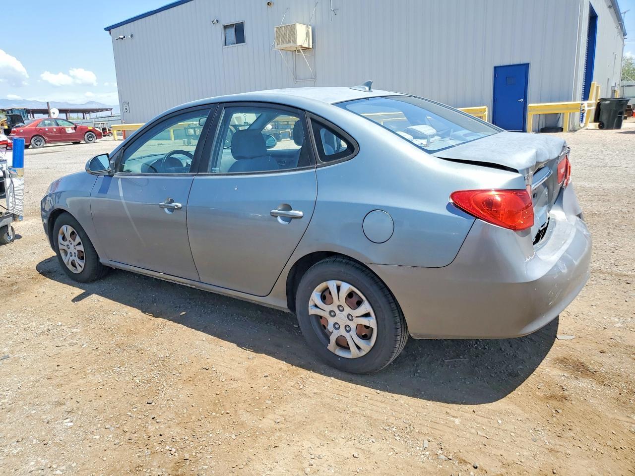 2010 Hyundai Elantra Gls - Image 2