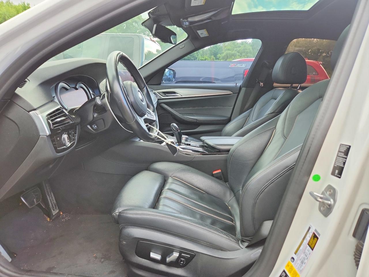 2019 BMW 540 Xi - Image 7