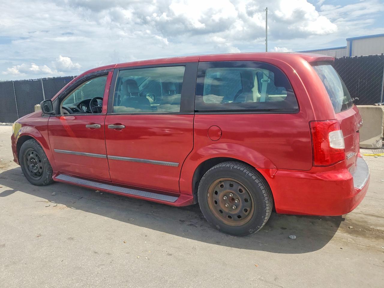 2015 Dodge Grand Caravan Se - Фото 2