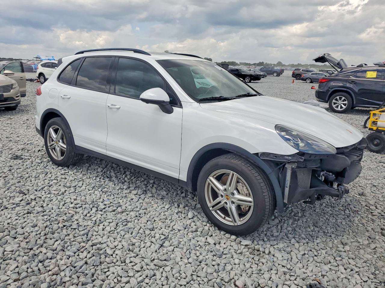 2016 Porsche Cayenne S - Фото 4
