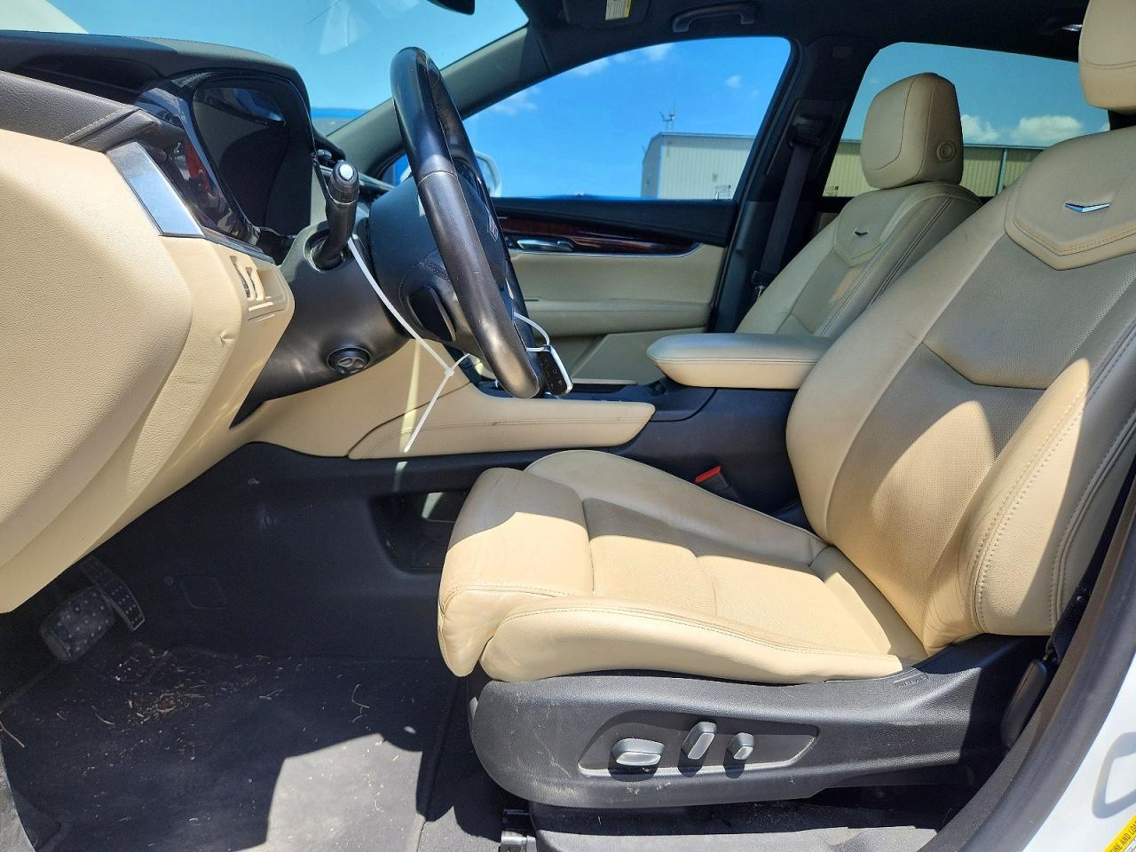 2017 Cadillac Xt5 Premium Luxury - Image 7