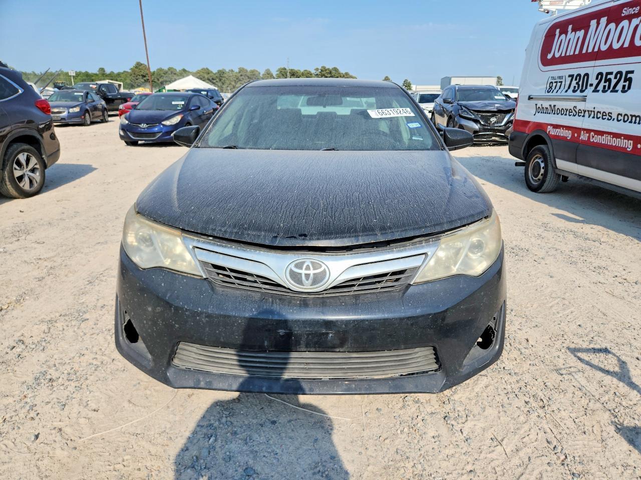 2014 Toyota Camry Le - Фото 5