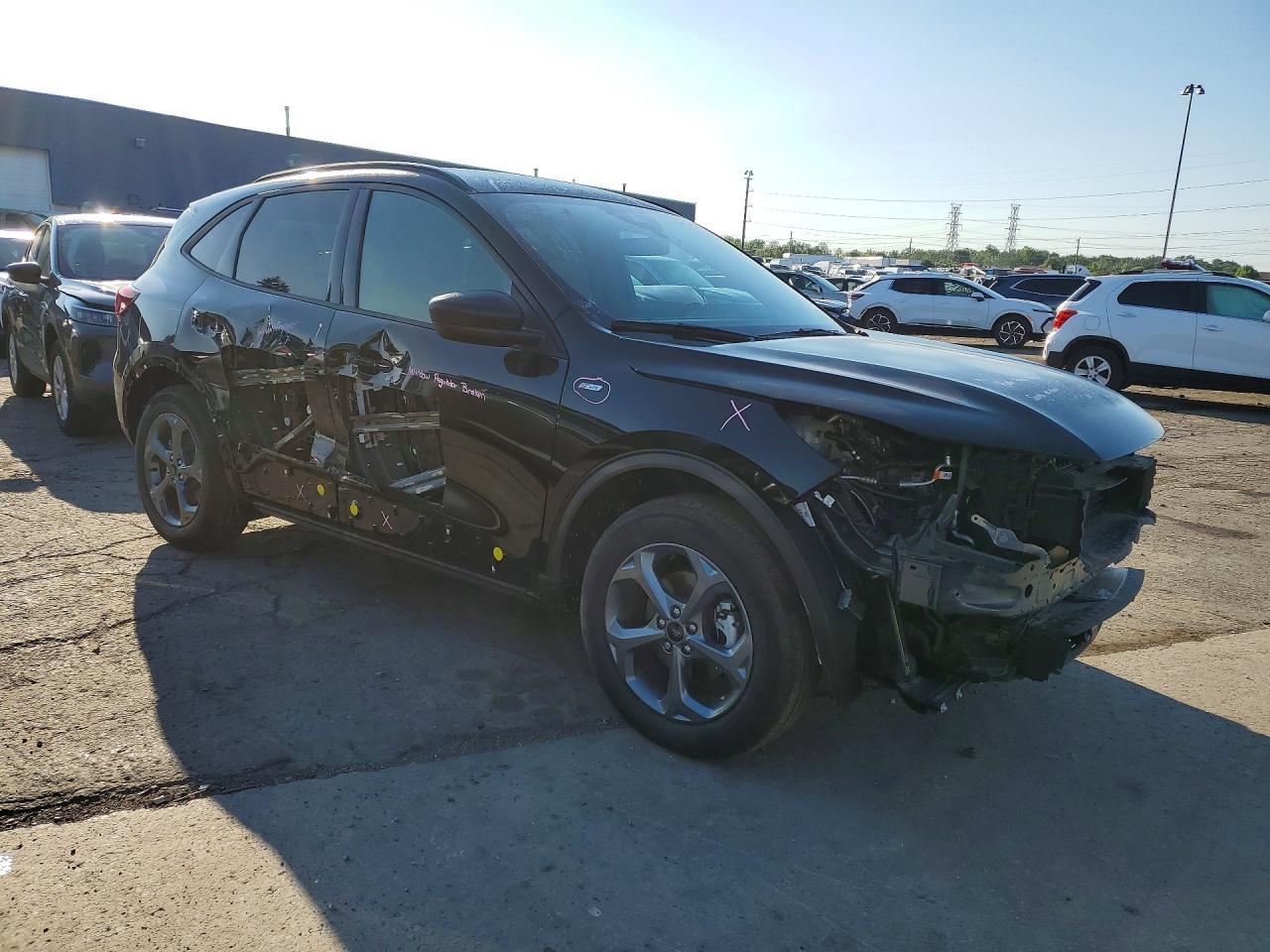 2026 Ford Escape St Line - Image 4