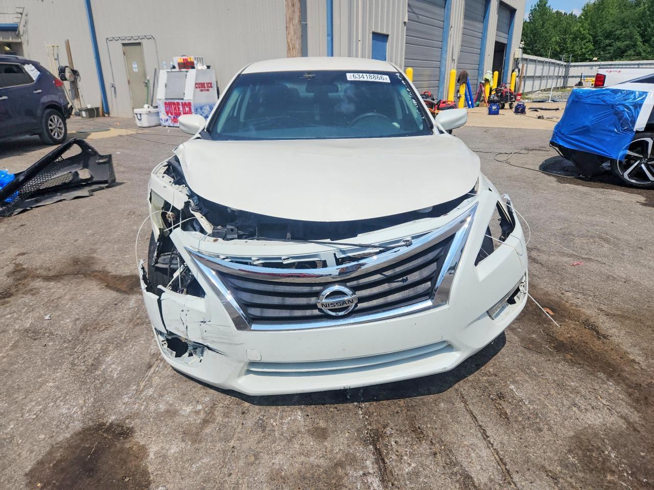 2015 Nissan Altima 2.5 S - Image 5
