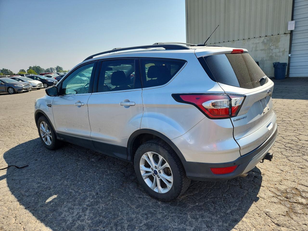 2017 Ford Escape Se - Фото 2