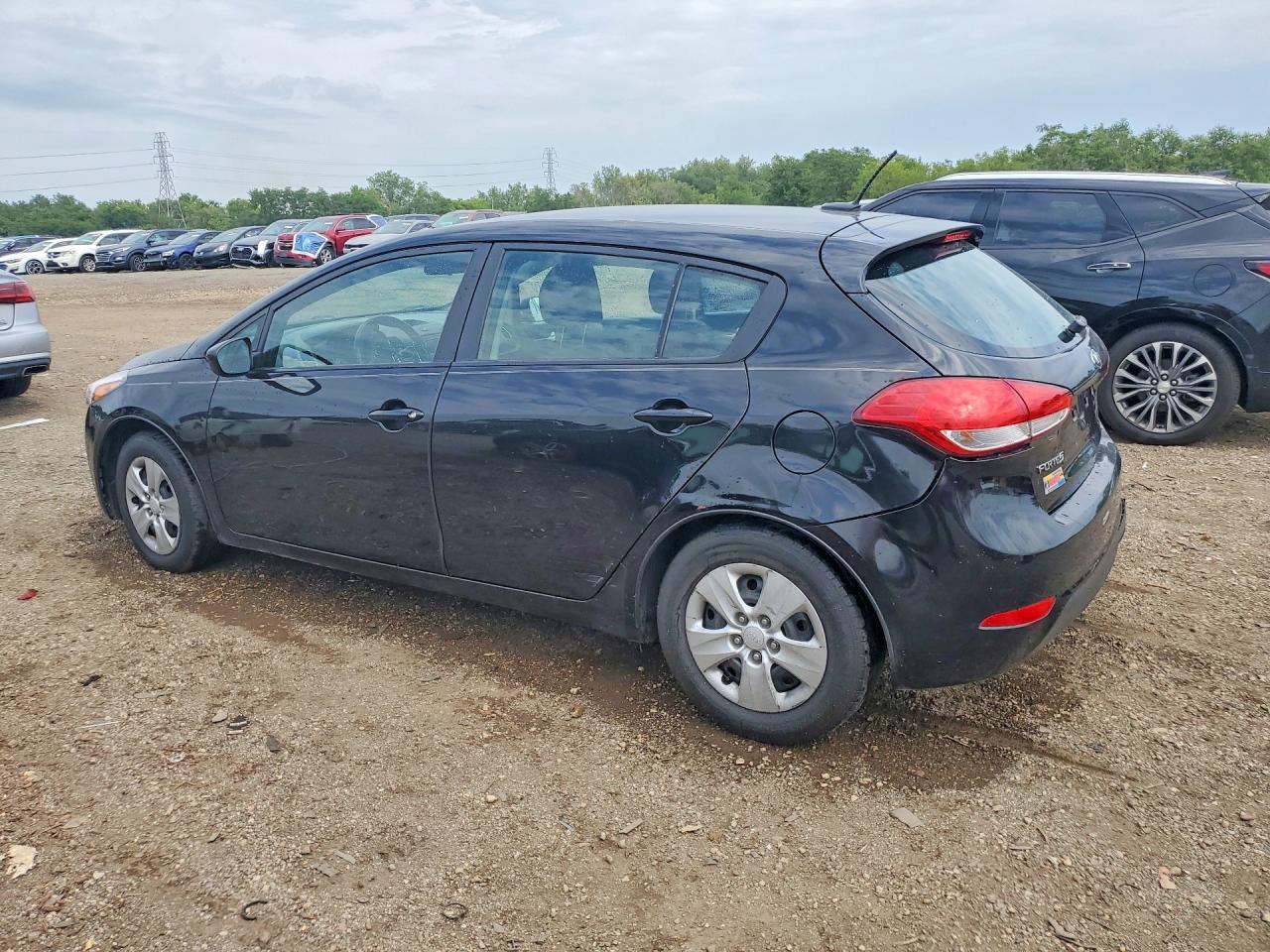 2017 Kia Forte5 Lx - Image 2
