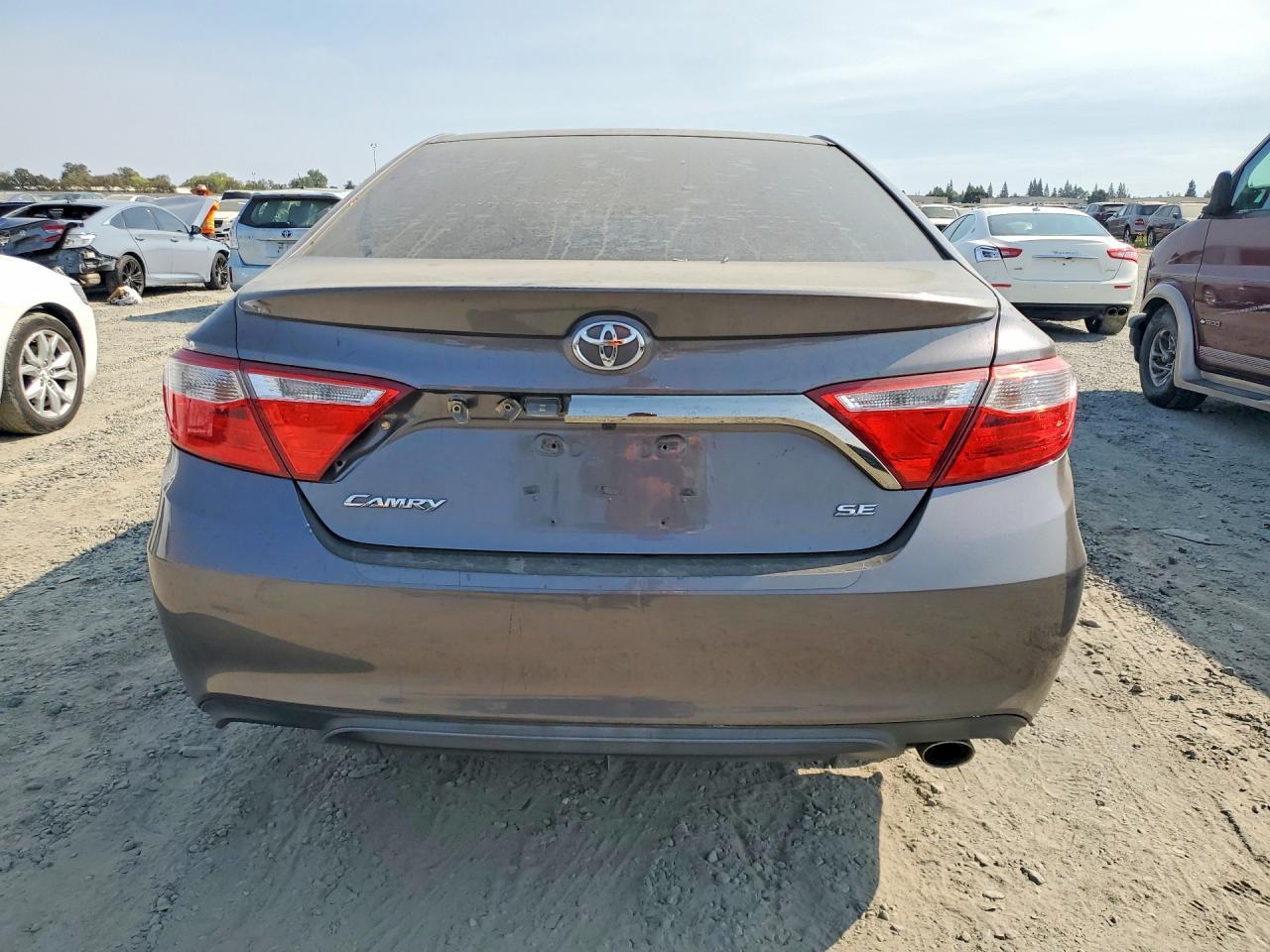 2015 Toyota Camry Se - Image 6