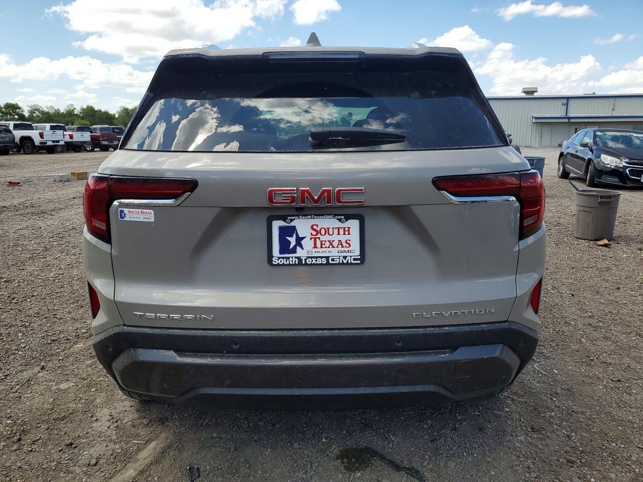 2026 GMC Terrain Elevation - Фото 6