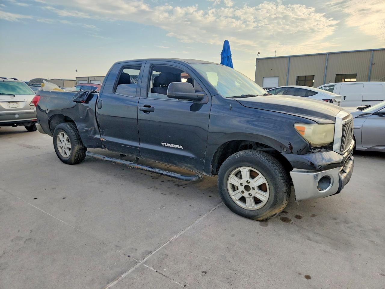 2010 Toyota Tundra Double Cab Sr5 - Image 4