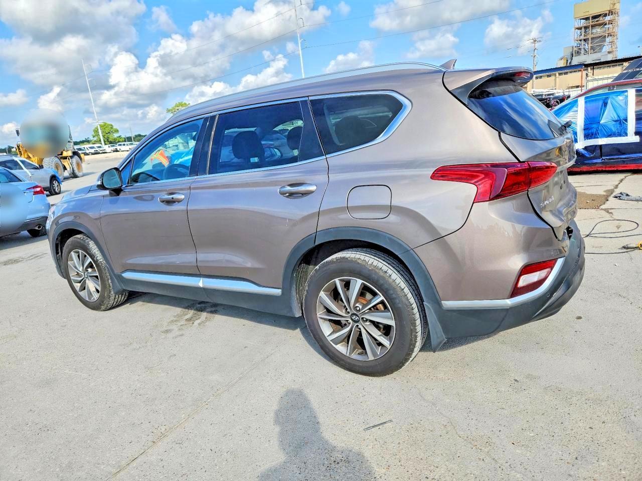 2019 Hyundai Santa Fe Limited 2.4L - Image 2