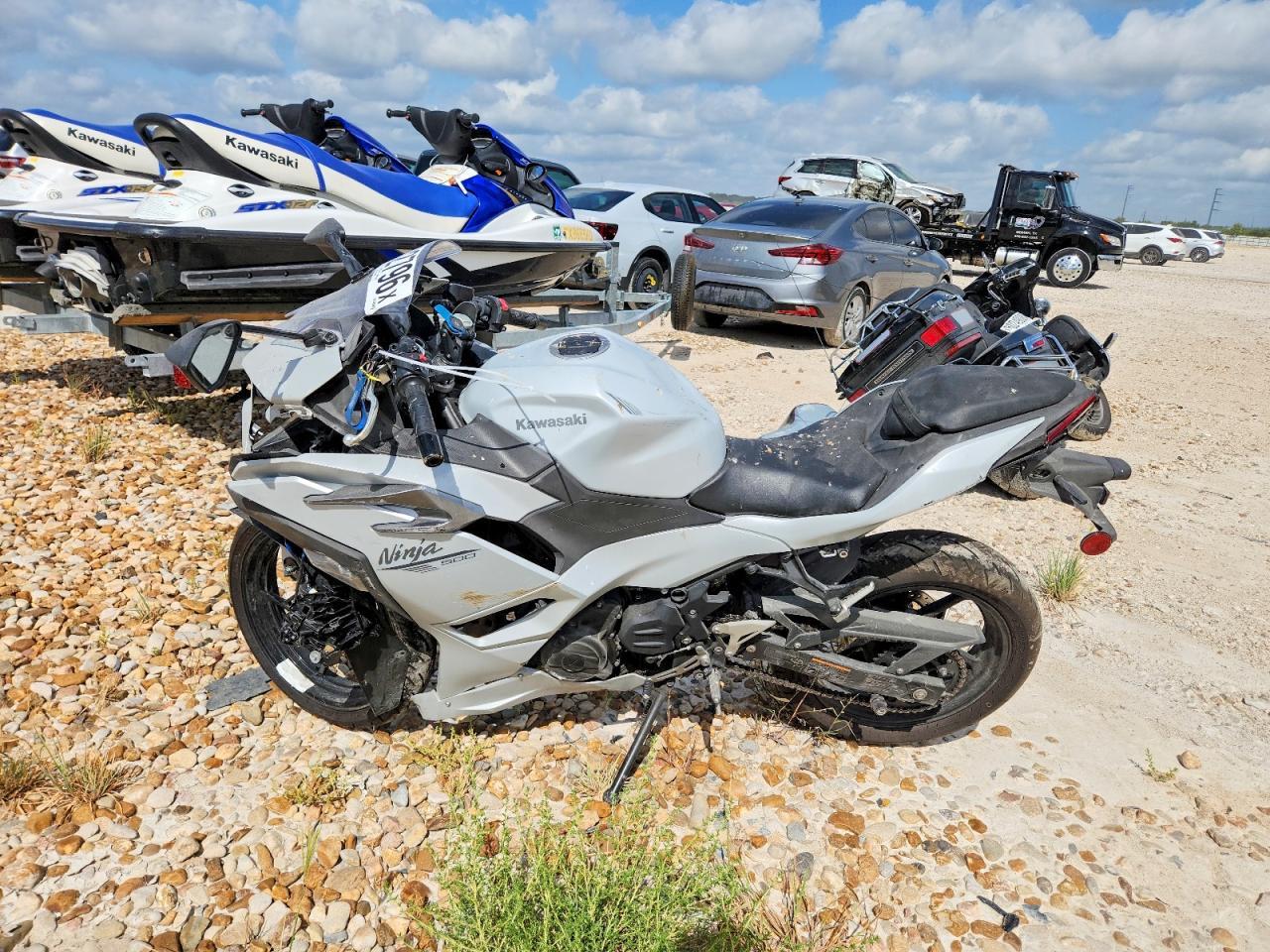 2025 Kawasaki Ex500 - Фото 3