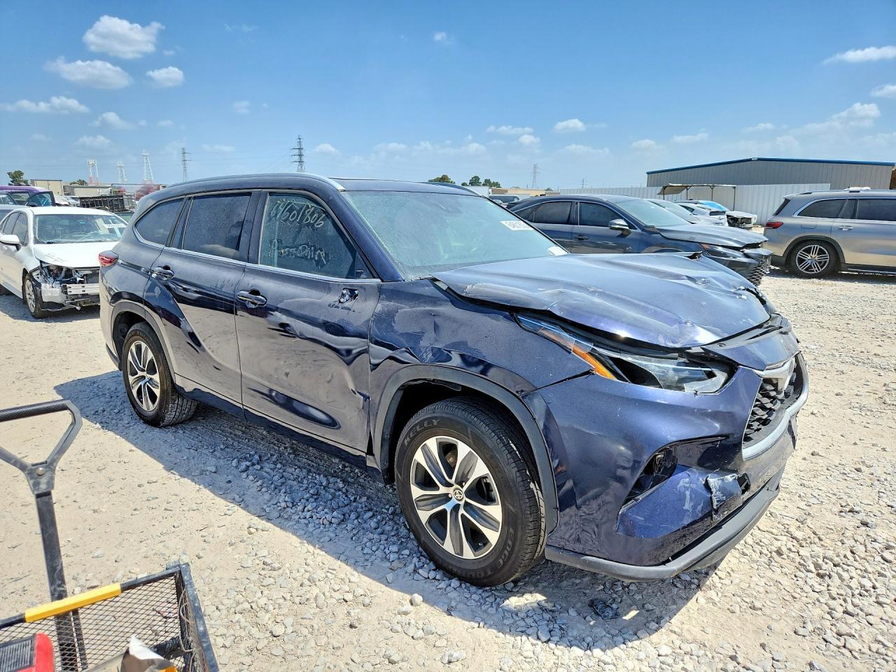 2023 Toyota Highlander L - Фото 4